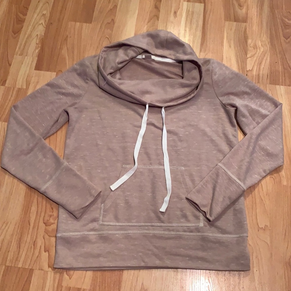 Crowl neck sweater